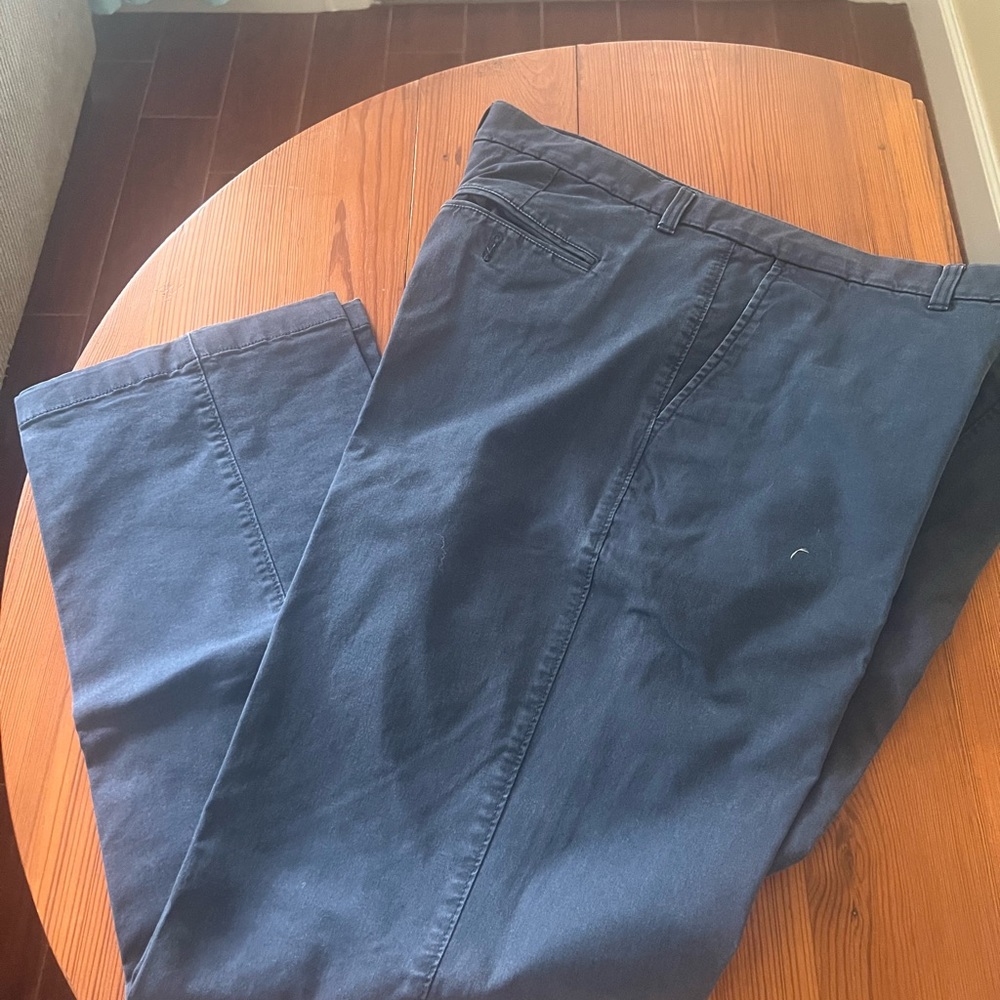 Men’s roundtree & yorke field khakis 40x32